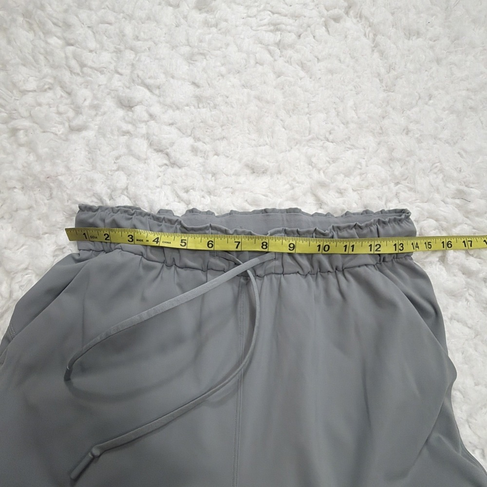 Lululemon Women's 6 Sage Grey Luxtreme Keep Moving Pants HR Minimalist Modern - Picture 9 of 11
